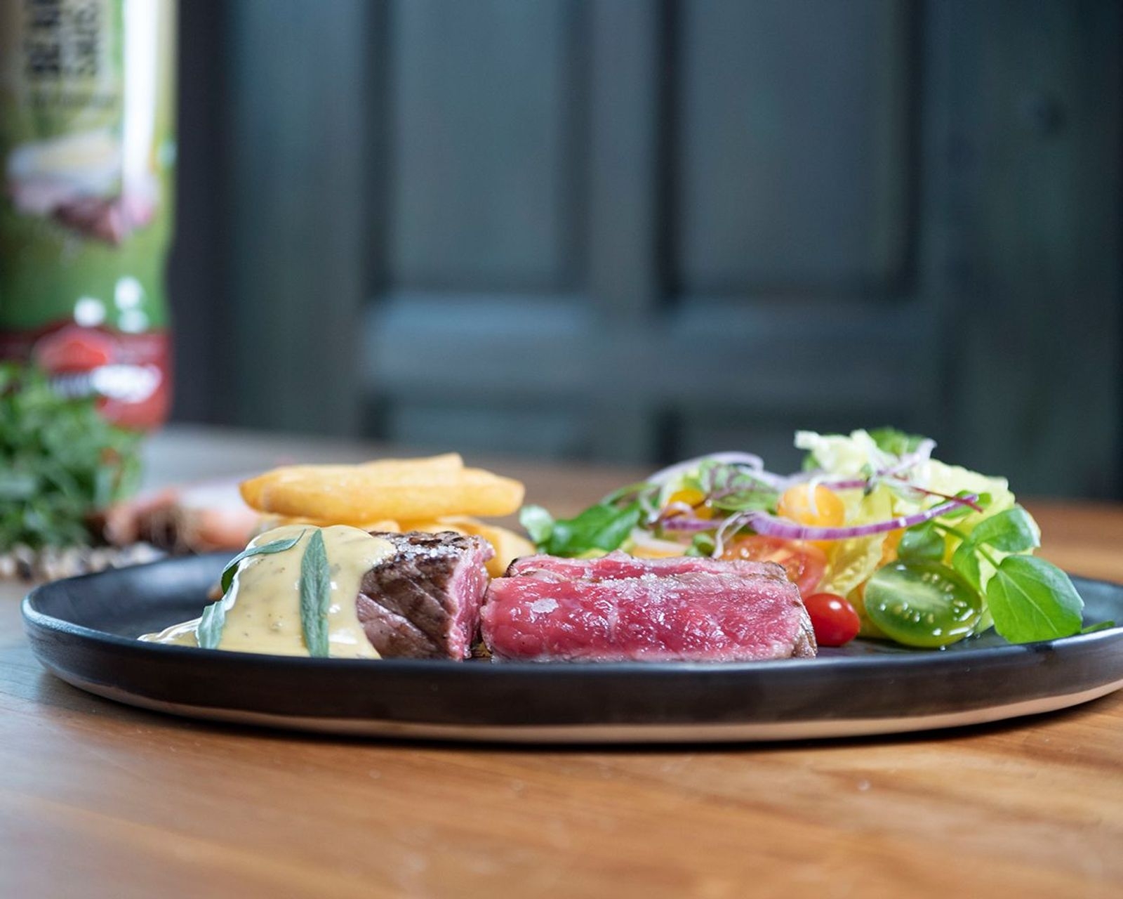 Maak het feestelijk met de Béarnaise van Pauwels